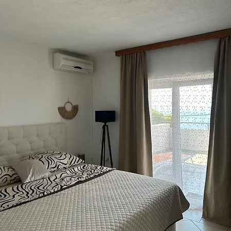 Apartment Nina *